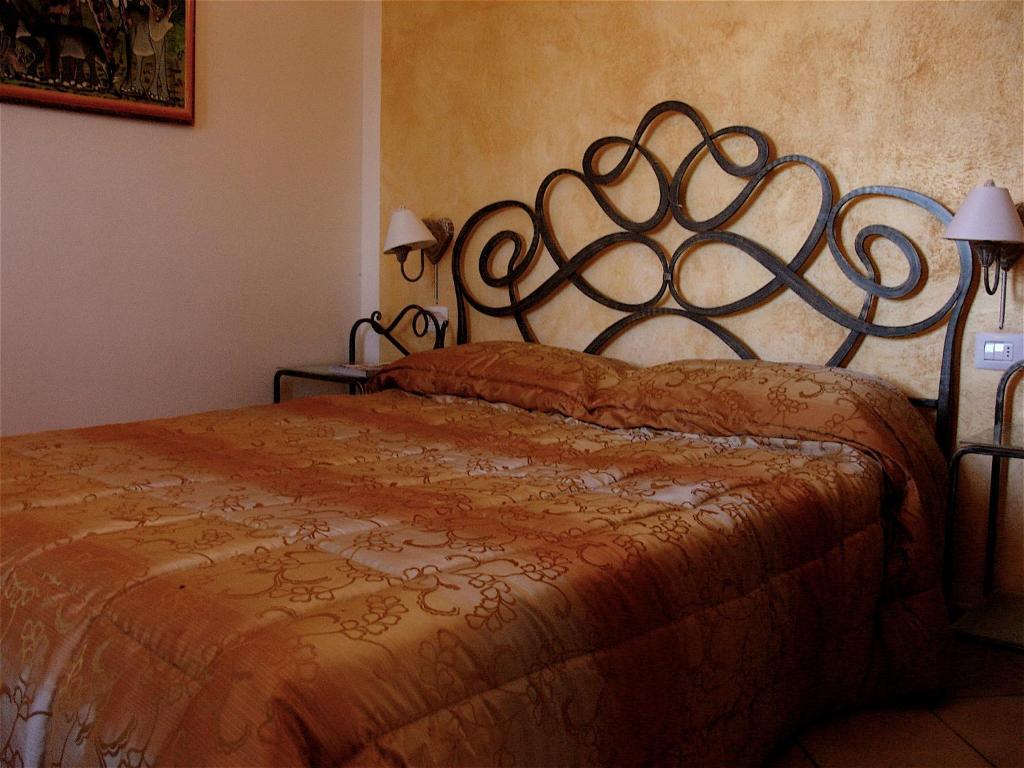 Agriturismo Ca' Isotta Castello di Serravalle Dış mekan fotoğraf